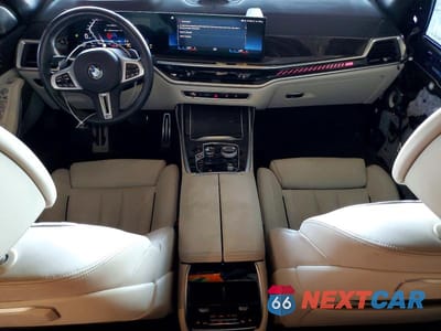 Zdjęcie 8 z 14 samochodu: 2023 BMW X7 M60I VIN:5UX33EM0XP9R55243 - miniatura