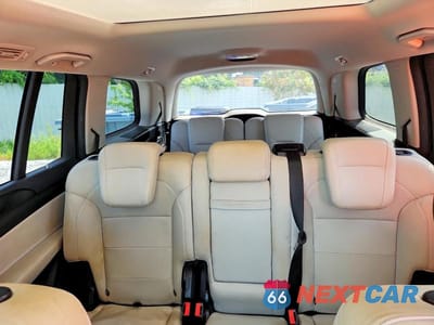 Zdjęcie 10 z 13 samochodu: 2018 MERCEDES-BENZ GLS 550 4MATIC VIN:4JGDF7DE1JB013775 - miniatura