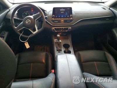 Zdjęcie 8 z 12 samochodu: 2022 NISSAN ALTIMA SR VIN:1N4BL4CW7NN324067 - miniatura