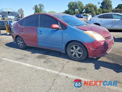 Czwarte zdjęcie samochodu z boku: 2005 TOYOTA PRIUS BASE VIN:JTDKB20U457012586 - miniatura