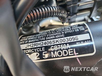 Zdjęcie 9 z 9 samochodu: 2025 HONDA CB750 A VIN:JH2RH2406SK003098 - miniatura