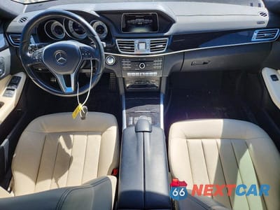Zdjęcie 8 z 12 samochodu: 2016 MERCEDES-BENZ E 400 4MATIC VIN:WDDHF6HB8GB298635 - miniatura