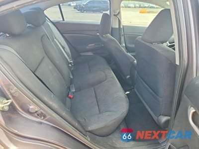 Zdjęcie 10 z 13 samochodu: 2014 HONDA CIVIC LX VIN:19XFB2F54EE243196 - miniatura