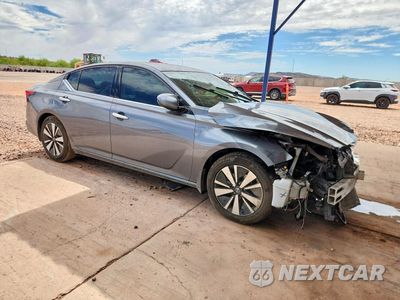 Czwarte zdjęcie samochodu z boku: 2020 NISSAN ALTIMA SV VIN:1N4BL4DV0LC208918 - miniatura