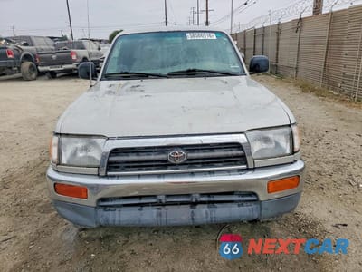 Piąte zdjęcie samochodu w środku: 1997 TOYOTA 4RUNNER BASE VIN:JT3GM84R3V0016943 - miniatura