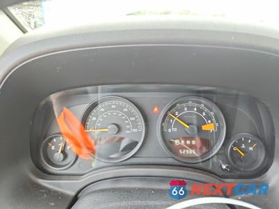 Zdjęcie 9 z 13 samochodu: 2014 JEEP COMPASS SPORT VIN:1C4NJDBB3ED879552 - miniatura