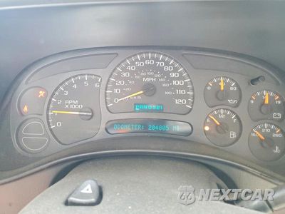 Zdjęcie 9 z 12 samochodu: 2005 CHEVROLET AVALANCHE C1500 VIN:3GNEC12Z05G256129 - miniatura