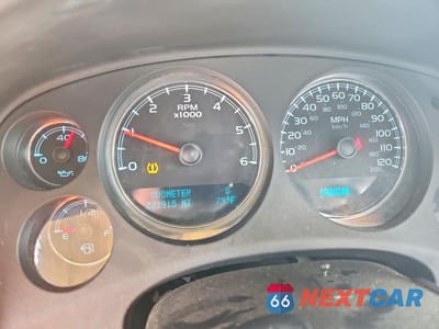 Zdjęcie 9 z 14 samochodu: 2013 CHEVROLET SUBURBAN K1500 LTZ VIN:1GNSKKE70DR261903 - miniatura