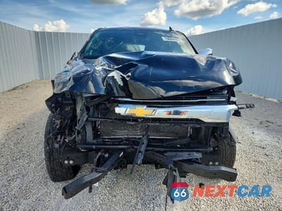 Piąte zdjęcie samochodu w środku: 2025 CHEVROLET TAHOE K1500 PREMIER VIN:1GNS6SRD5SR287625 - miniatura