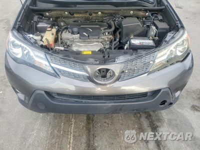 Zdjęcie 12 z 13 samochodu: 2015 TOYOTA RAV4 XLE VIN:JTMWFREV1FJ037787 - miniatura