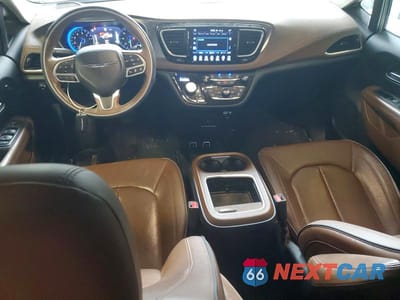 Zdjęcie 8 z 13 samochodu: 2017 CHRYSLER PACIFICA LIMITED VIN:2C4RC1GG3HR560586 - miniatura