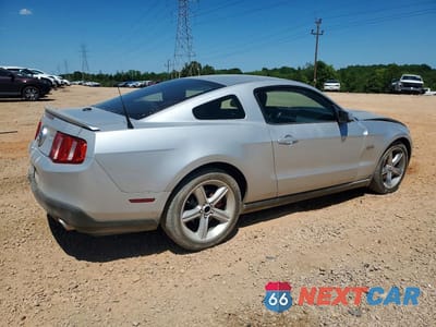 Trzecie zdjęcie samochodu z tyłu: 2010 FORD MUSTANG GT VIN:1ZVBP8CH2A5136684 - miniatura