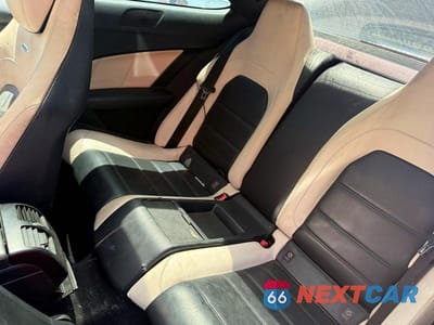 Zdjęcie 6 z 10 samochodu: 2013 MERCEDES-BENZ C 63 AMG VIN:WDDGJ7HBXDG068691 - miniatura