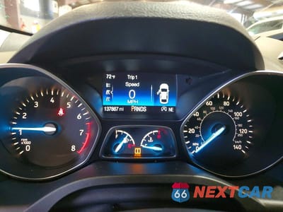 Zdjęcie 9 z 13 samochodu: 2017 FORD ESCAPE SE VIN:1FMCU9GD6HUB94323 - miniatura