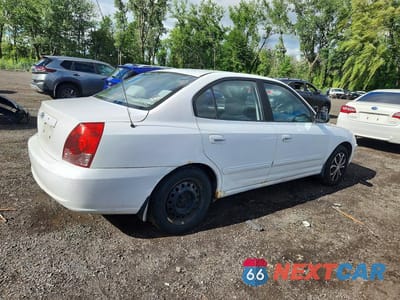 Trzecie zdjęcie samochodu z tyłu: 2005 HYUNDAI ELANTRA GLS VIN:KMHDN46D45U196752 - miniatura