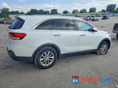 Trzecie zdjęcie samochodu z tyłu: 2016 KIA SORENTO LX VIN:5XYPG4A37GG020728 - miniatura