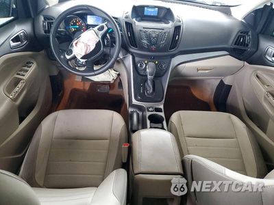 Zdjęcie 8 z 12 samochodu: 2014 FORD ESCAPE SE VIN:1FMCU0GX1EUC66868 - miniatura