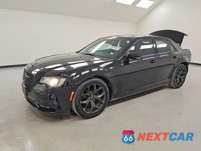 2021 CHRYSLER 300 S 2C3CCABG5MH523492 - główne zdjęcie licytacji z USA - miniatura