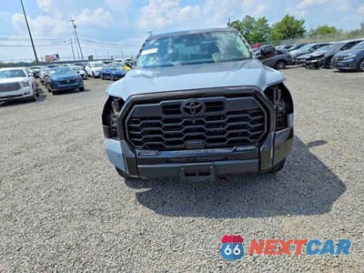 Piąte zdjęcie samochodu w środku: 2024 TOYOTA TUNDRA LIMITED VIN:5TFWA5DB6RX158699 - miniatura