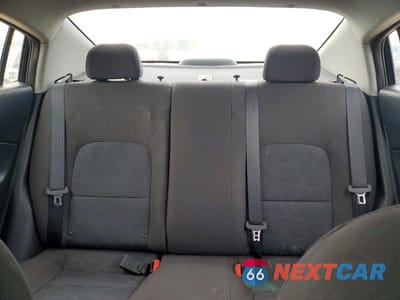 Zdjęcie 10 z 13 samochodu: 2017 KIA RIO LX VIN:KNADM4A34H6012549 - miniatura