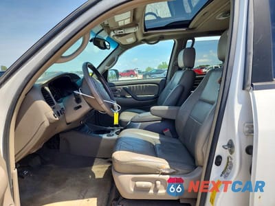 Zdjęcie 7 z 13 samochodu: 2005 TOYOTA SEQUOIA LIMITED VIN:5TDBT48A45S252164 - miniatura