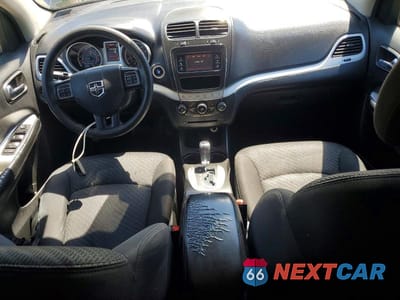 Zdjęcie 8 z 13 samochodu: 2017 DODGE JOURNEY SE VIN:3C4PDCAB5HT636979 - miniatura