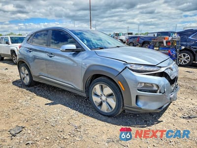 Czwarte zdjęcie samochodu z boku: 2020 HYUNDAI KONA LIMITED VIN:KM8K33AG7LU093556 - miniatura