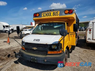 Drugie zdjęcie samochodu z przodu: 2012 CHEVROLET EXPRESS G3 - SCHOOL BUS VIN:1GB3G3BL4C1186372 - miniatura