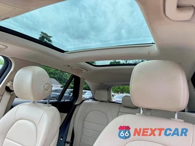 Zdjęcie 9 z 10 samochodu: 2017 MERCEDES-BENZ GLC 300 VIN:WDC0G4JB0HF134965 - miniatura