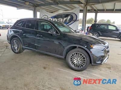 Czwarte zdjęcie samochodu z boku: 2026 MERCEDES-BENZ GLC 300 4MATIC VIN:W1NKM4HB8TF526686 - miniatura