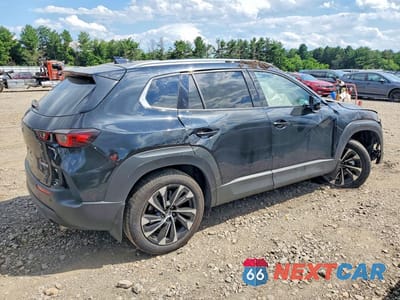 Trzecie zdjęcie samochodu z tyłu: 2026 MAZDA CX-50 PREMIUM PLUS VIN:7MMVAAEW7TN153651 - miniatura