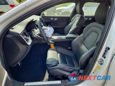 Zdjęcie 7 z 12 samochodu: 2021 VOLVO S60 T5 R-DESIGN VIN:7JR102TM1MG108558 - miniatura