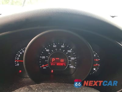 Zdjęcie 9 z 12 samochodu: 2015 KIA SOUL BASE VIN:KNDJN2A29F7798516 - miniatura