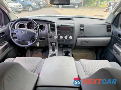 Zdjęcie 6 z 13 samochodu: 2010 TOYOTA TUNDRA DOUBLE CAB SR5 VIN:5TFUY5F16AX134429 - miniatura