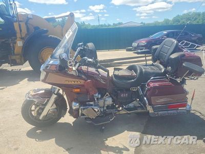 Trzecie zdjęcie samochodu z tyłu: 1987 HONDA GL1200 A VIN:1HFSC1423HA308633 - miniatura
