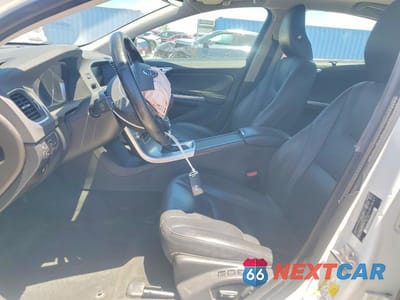 Zdjęcie 7 z 12 samochodu: 2018 VOLVO S60 INSCRIPTION VIN:LYV402TK8JB190046 - miniatura