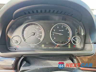 Zdjęcie 9 z 12 samochodu: 2016 BMW 550 XI VIN:WBAKP9C54GG587673 - miniatura