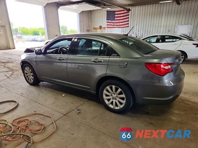 Drugie zdjęcie samochodu z przodu: 2012 CHRYSLER 200 TOURING VIN:1C3CCBBB6CN118984 - miniatura