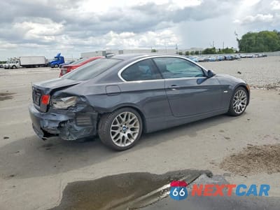 Trzecie zdjęcie samochodu z tyłu: 2008 BMW 328 I VIN:WBAWB33598PU89544 - miniatura