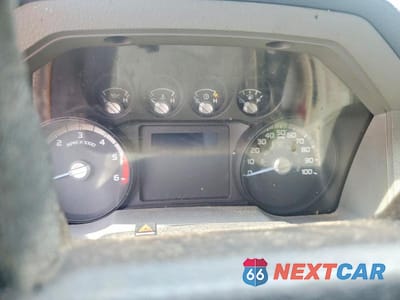 Zdjęcie 8 z 10 samochodu: 2015 FORD F450 SUPER DUTY VIN:1FD0X4HY6FEB15948 - miniatura