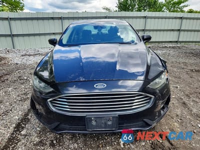 Piąte zdjęcie samochodu w środku: 2020 FORD FUSION SE VIN:3FA6P0LU5LR104708 - miniatura