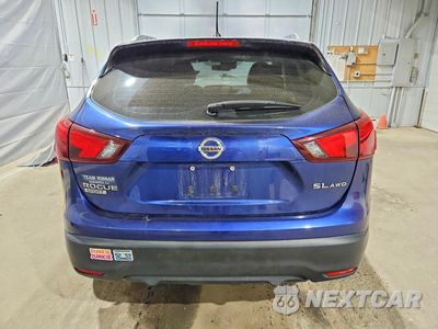 Zdjęcie 6 z 14 samochodu: 2018 NISSAN ROGUE SPORT SL VIN:JN1BJ1CRXJW265581 - miniatura