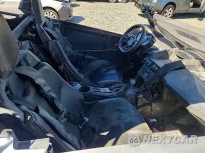 Piąte zdjęcie samochodu w środku: 2019 CAN-AM MAVERICK X3 UTILITY VEHICLE VIN:3JBVMAY25KK000242 - miniatura