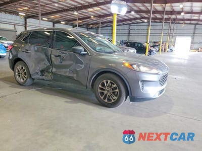 Czwarte zdjęcie samochodu z boku: 2022 FORD ESCAPE SE VIN:1FMCU0G68NUB15940 - miniatura