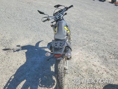 Zdjęcie 6 z 9 samochodu: 2022 SUZUKI DR-Z400 S VIN:JS1SK43A6N7100501 - miniatura