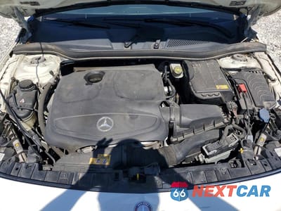 Zdjęcie 11 z 12 samochodu: 2015 MERCEDES-BENZ GLA 250 VIN:WDCTG4EB7FJ177880 - miniatura