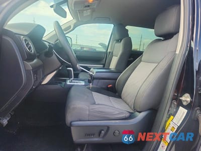 Zdjęcie 7 z 13 samochodu: 2017 TOYOTA TUNDRA CREWMAX SR5 VIN:5TFEM5F13HX114455 - miniatura