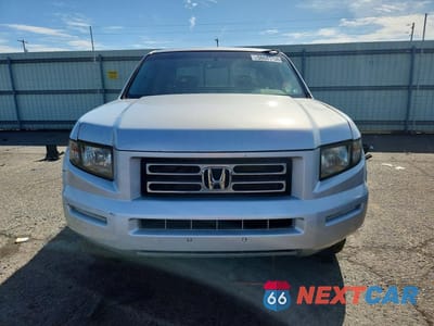 Piąte zdjęcie samochodu w środku: 2008 HONDA RIDGELINE RT VIN:2HJYK16208H522299 - miniatura