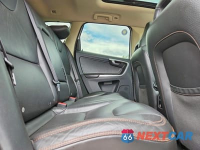 Zdjęcie 11 z 13 samochodu: 2010 VOLVO XC60 T6 VIN:YV4992DZ0A2096054 - miniatura