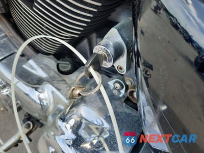 Zdjęcie 8 z 9 samochodu: 2007 SUZUKI VZR1800 VIN:JS1VY53A972100753 - miniatura
